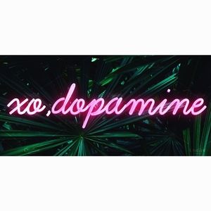 Xo, Dopamine